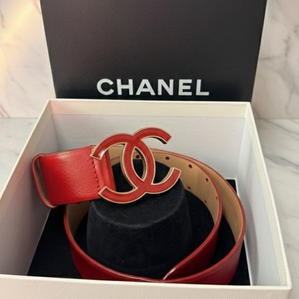 Chanel Scarlet Leather Belt